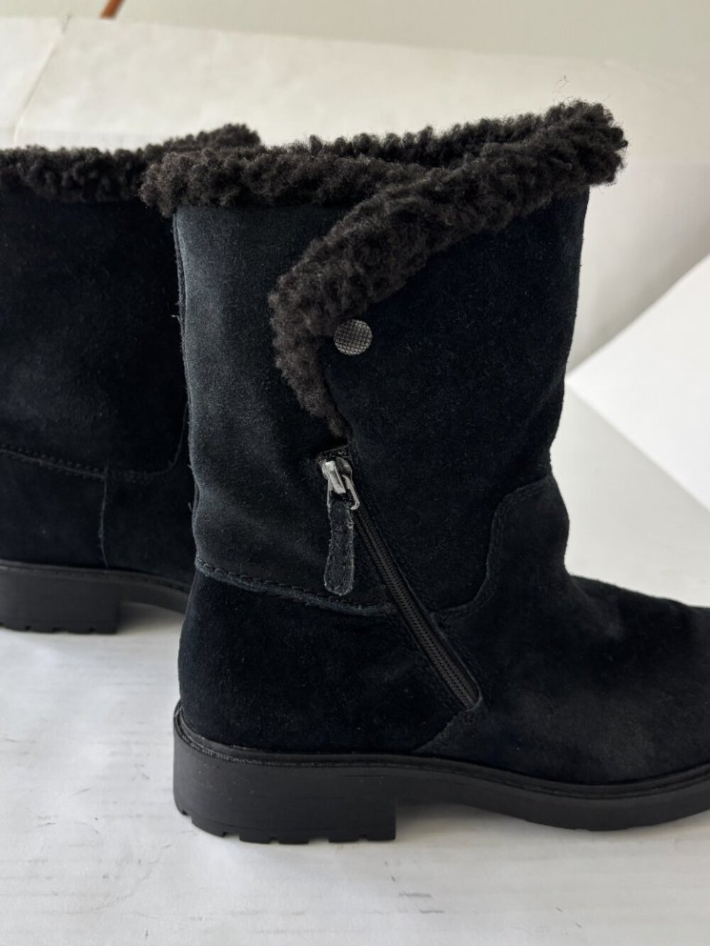 Clarks Opal Zip Black Leather Faux Fur Lined Mid Calf Boots Size  8M Gorpcore